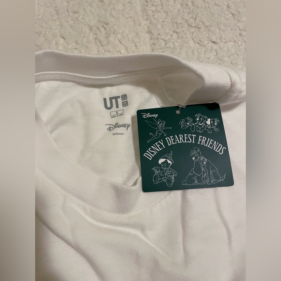 NWT Uniqlo graphic cropped tee - Picture 2 of 4